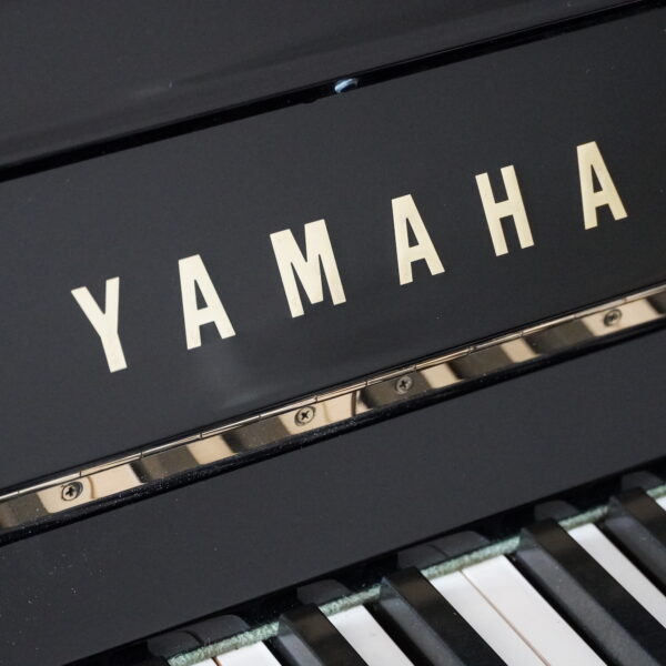 131- Yamaha U3 schwarz – Bild 3