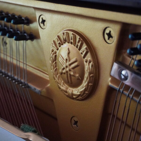 131- Yamaha U3 schwarz – Bild 10