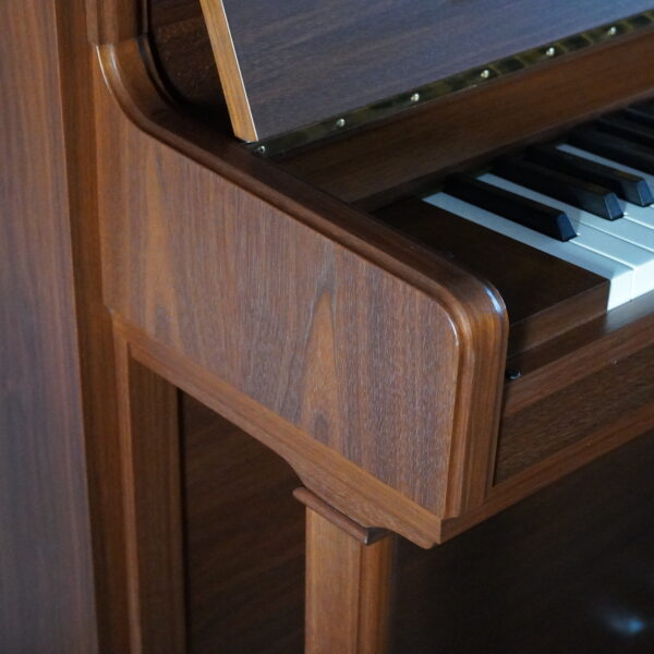 Klavier Bechstein 124 Elegance Nussbaum Silent gebraucht