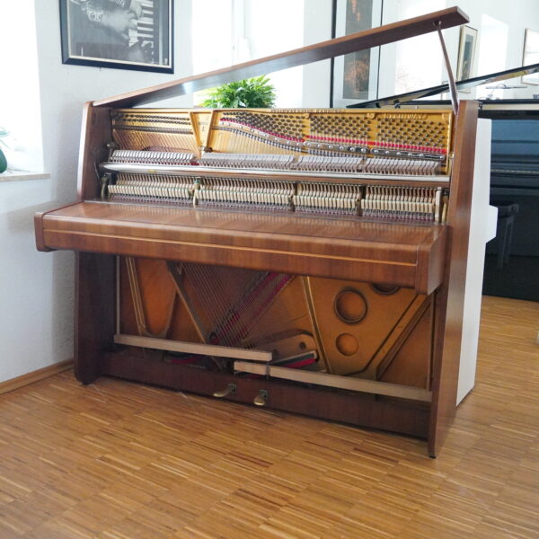 115 Steinway Z Nuss dunkel – Bild 9