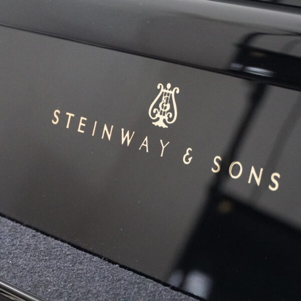 115 Steinway Z schwarz hochglanz – Bild 8