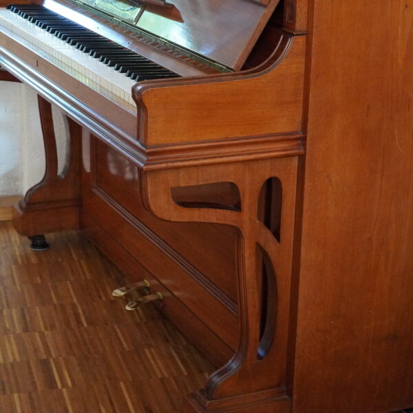 132 Gerbstädt verziertes Jugendstil Klavier – Bild 10