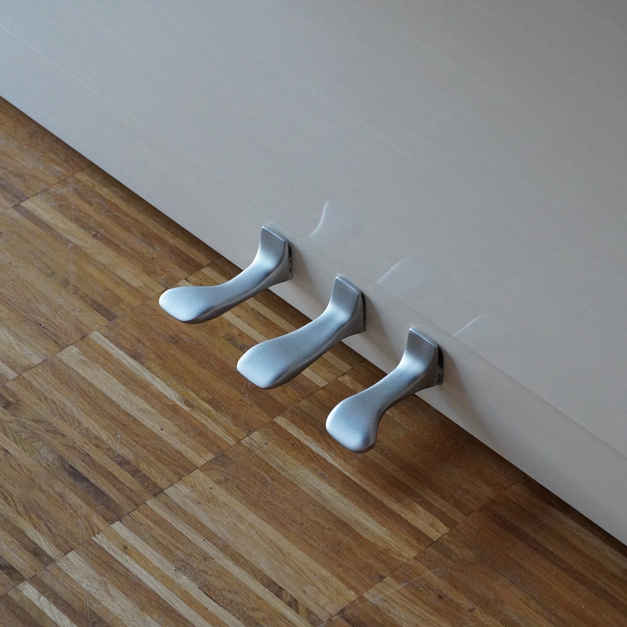 115 Schimmel Modern Designklavier 2016 weiß – Bild 9