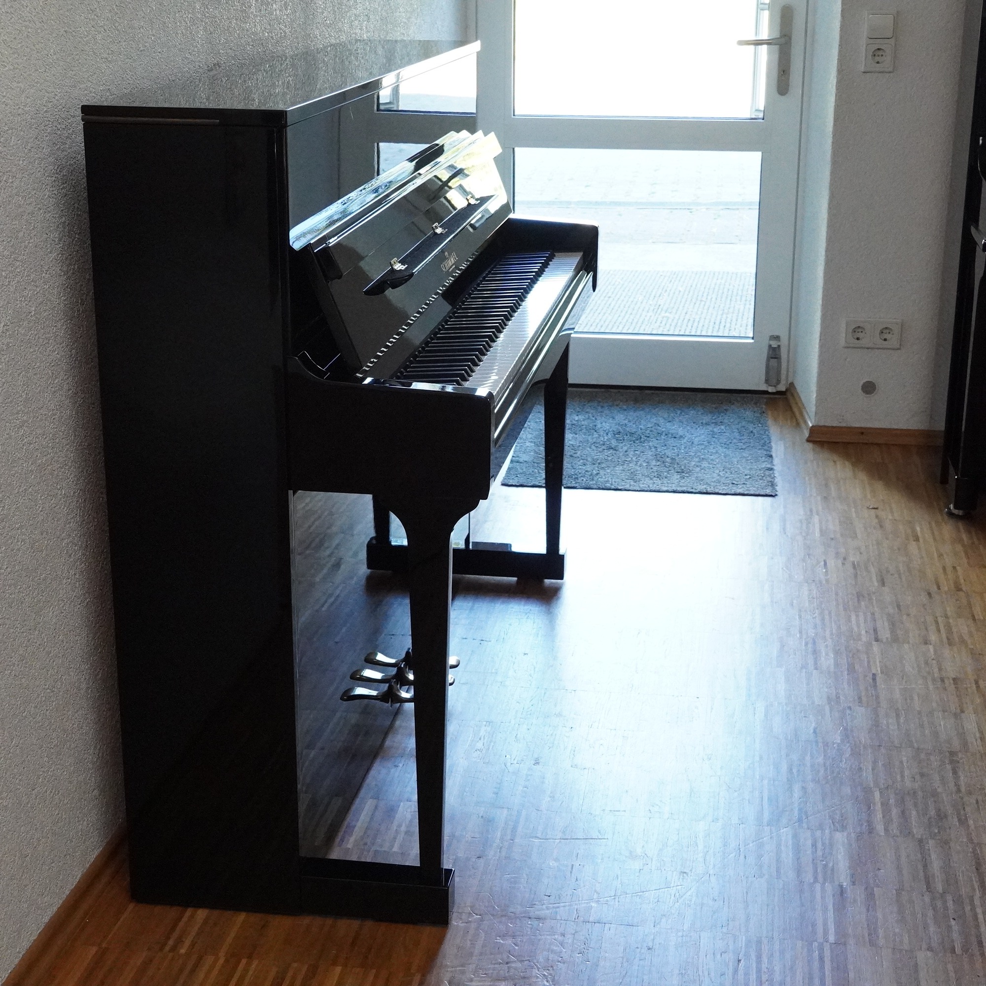 112 Schimmel schwarz hochglanz – Bild 6