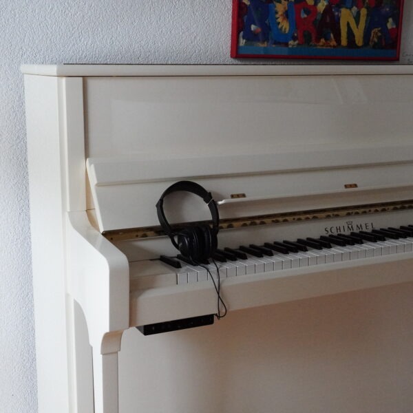 121 C Schimmel TwinTone Silent Tradition weiß – Bild 8