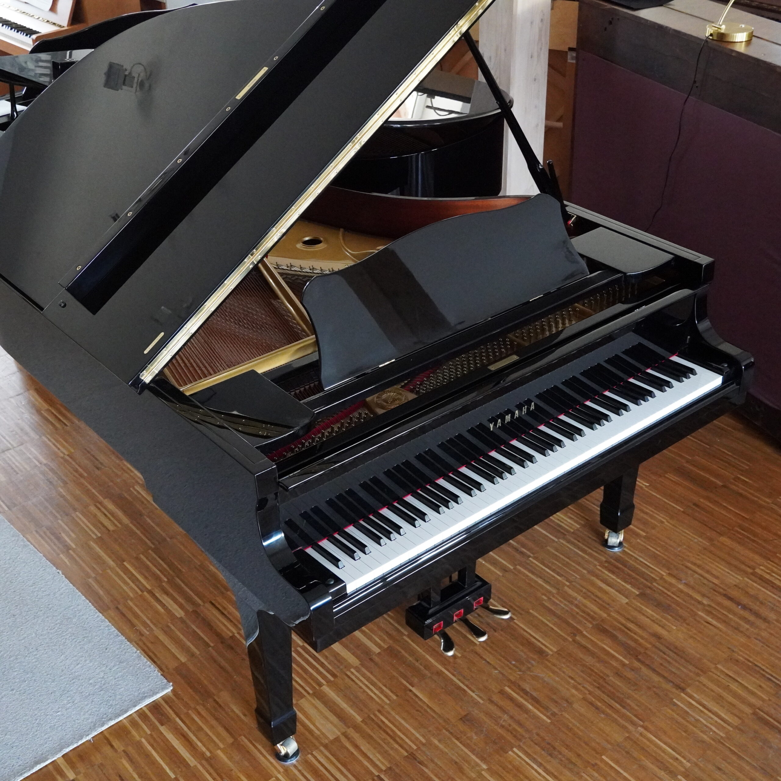 Flügel Yamaha C3 gebraucht kaufen