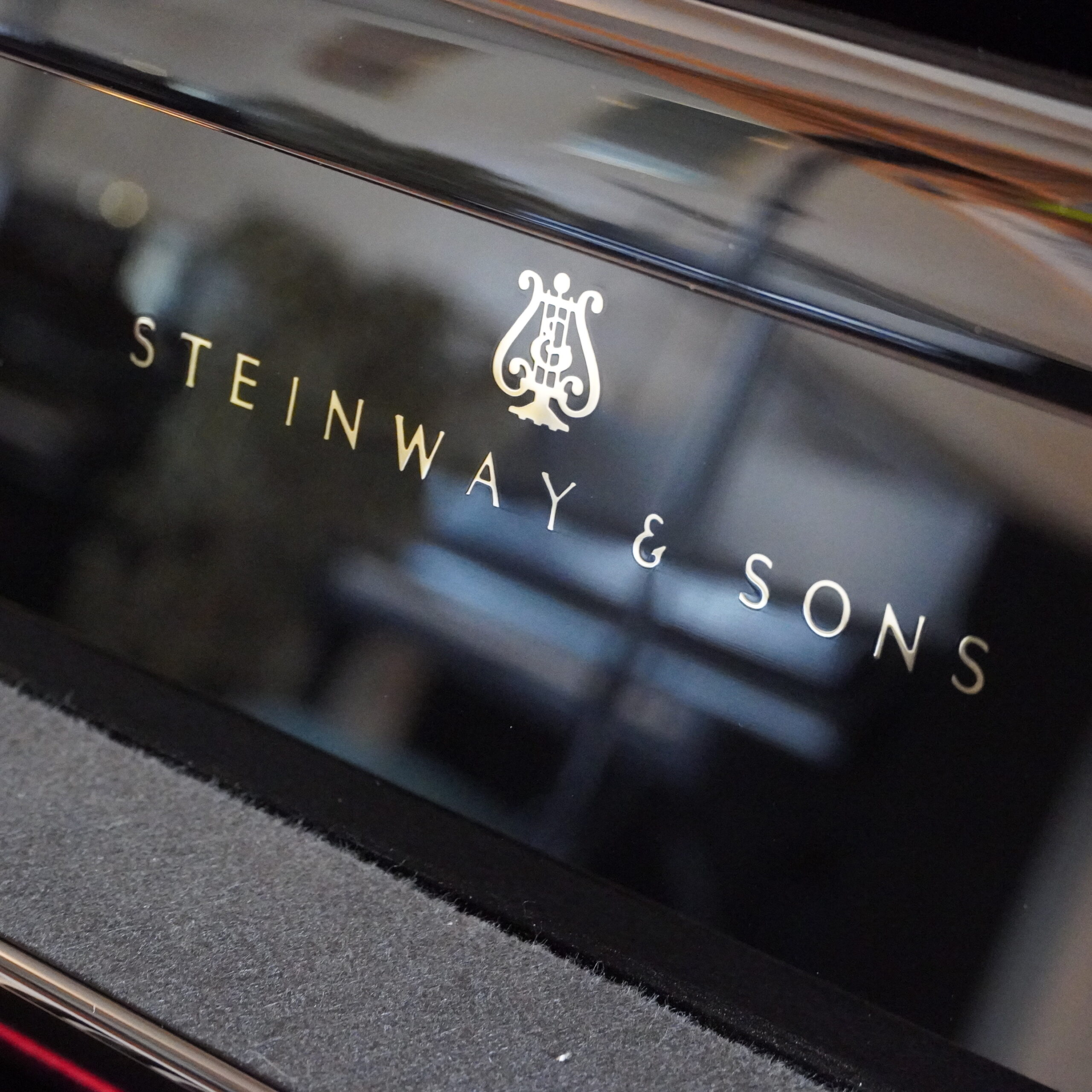 115 Steinway Z schwarz poliert – Bild 9
