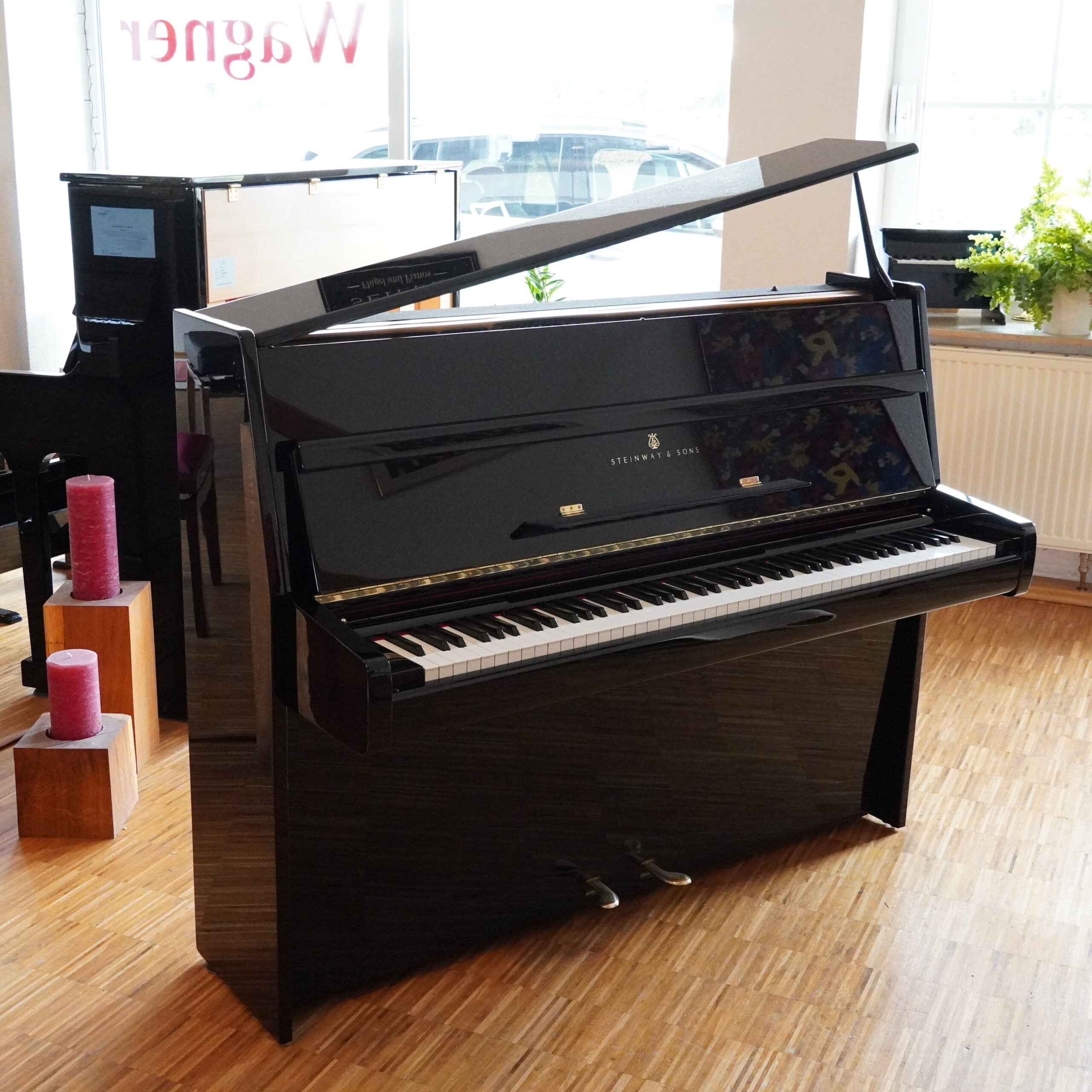 Klavier Steinway Z schwarz gebraucht kaufen
