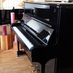 Klavier Steinway & Sons V-125 schwarz gebraucht kaufen