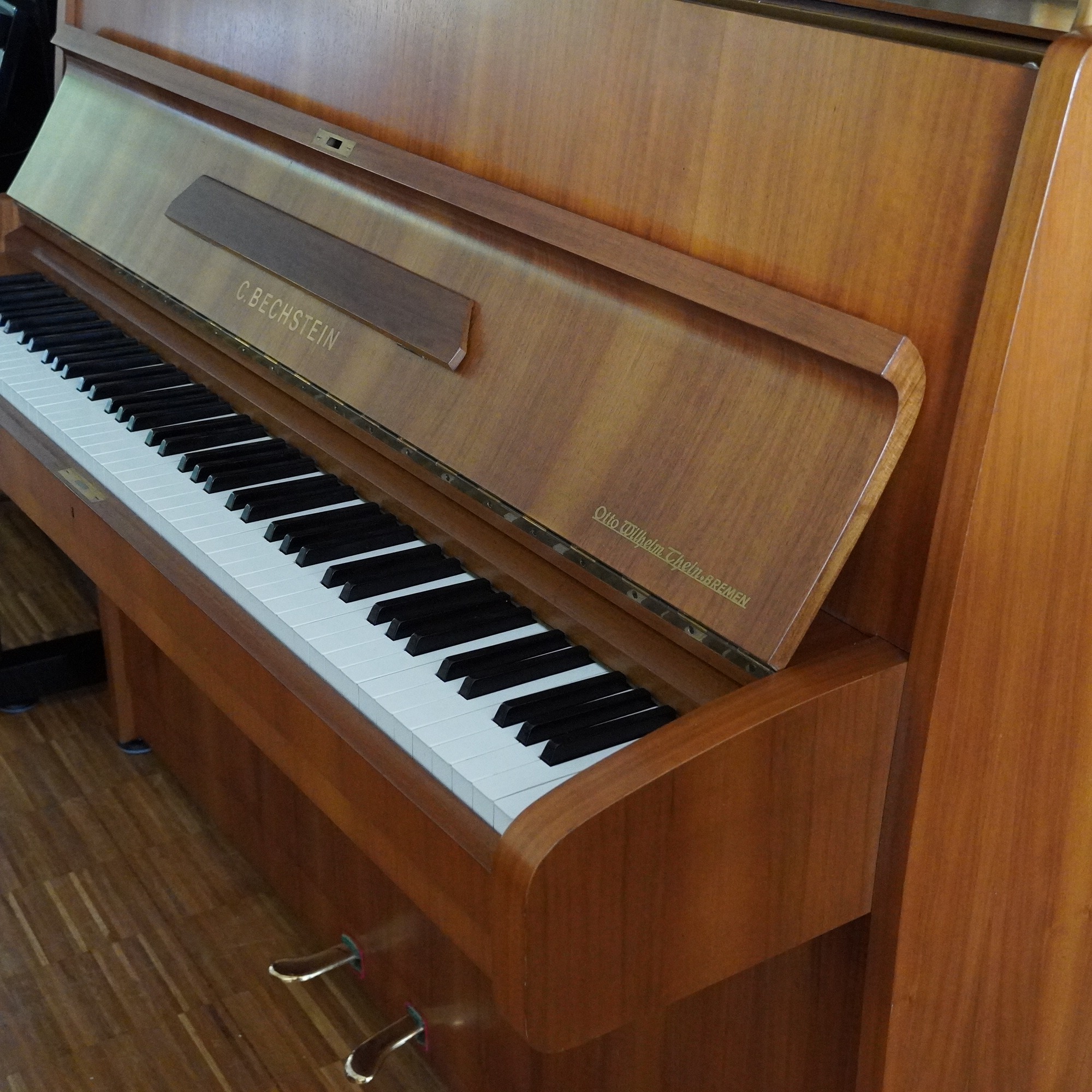 114 Bechstein 12N Nussbaum natur – Bild 12